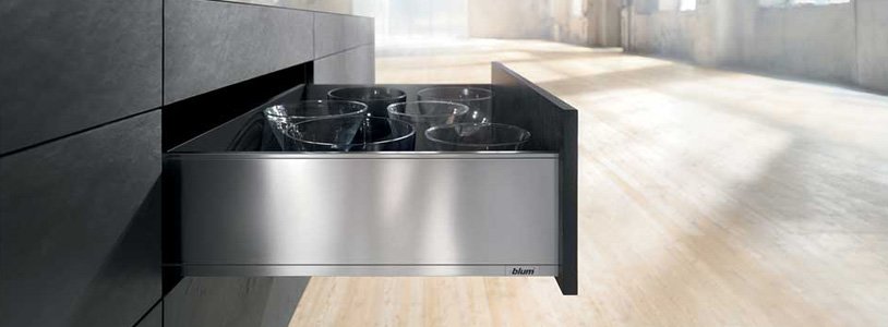 Choosing A Metal Drawer System Cabinetparts Com